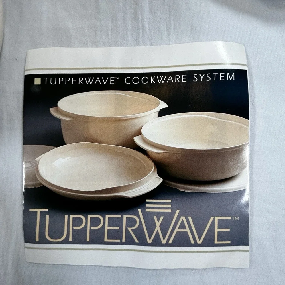 TUPPERWARE Cookware System Microwave 3 QT ,1 3/4 QT Stacking Cooker 1990 Almond